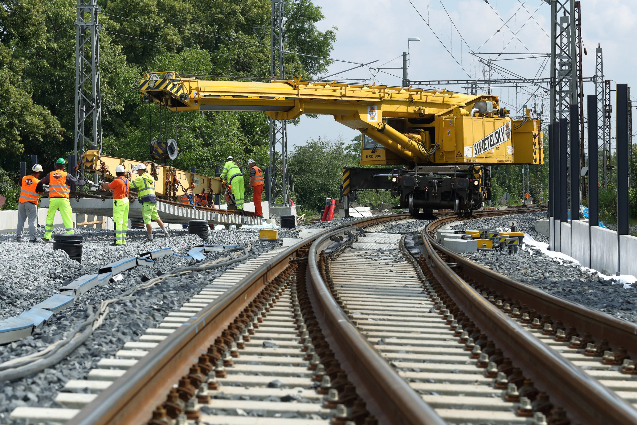 Obnova železniční stanice, Čelákovice - Edilizia ferroviaria