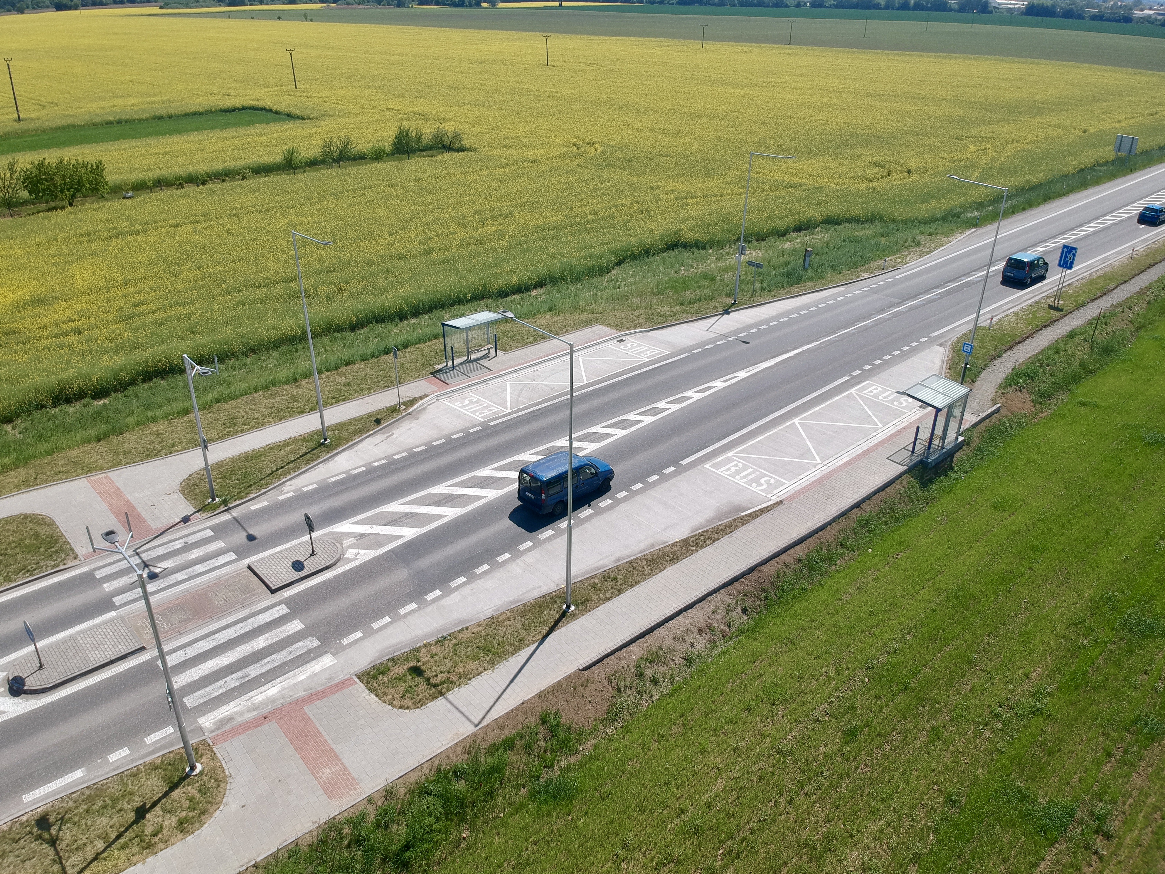 Spytihněv – autobusová zastávka - Edilizia stradale e costruzione di ponti
