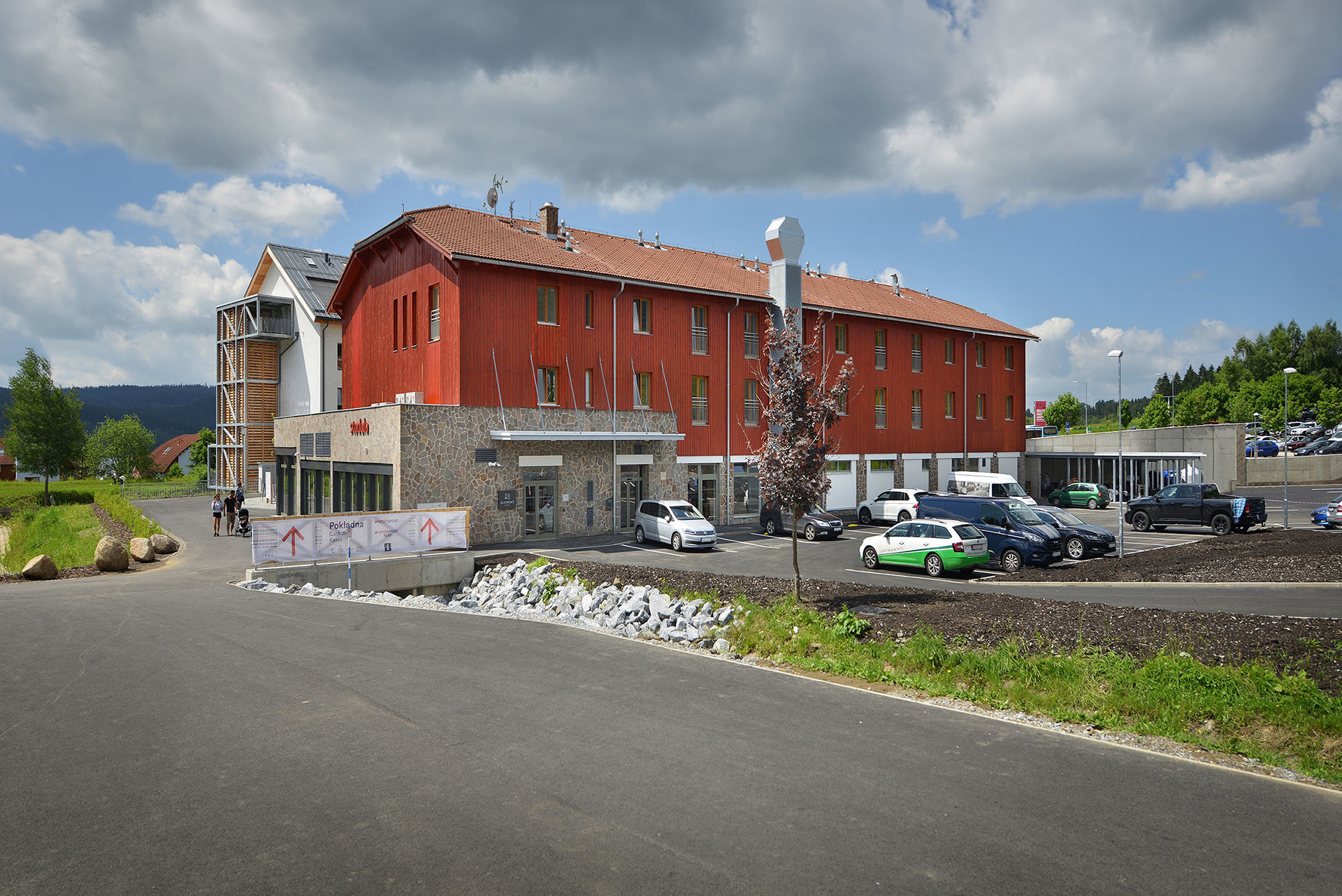 Lipno nad Vltavou – Hotel Element a Chata Lanovka  - Costruzione edilizia