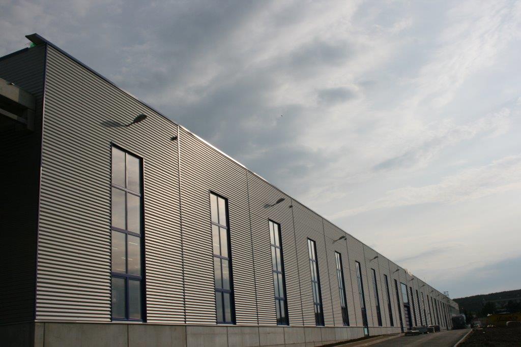 Mühlbauer Technologies, Nitra / obchodné centrá - Costruzione edilizia