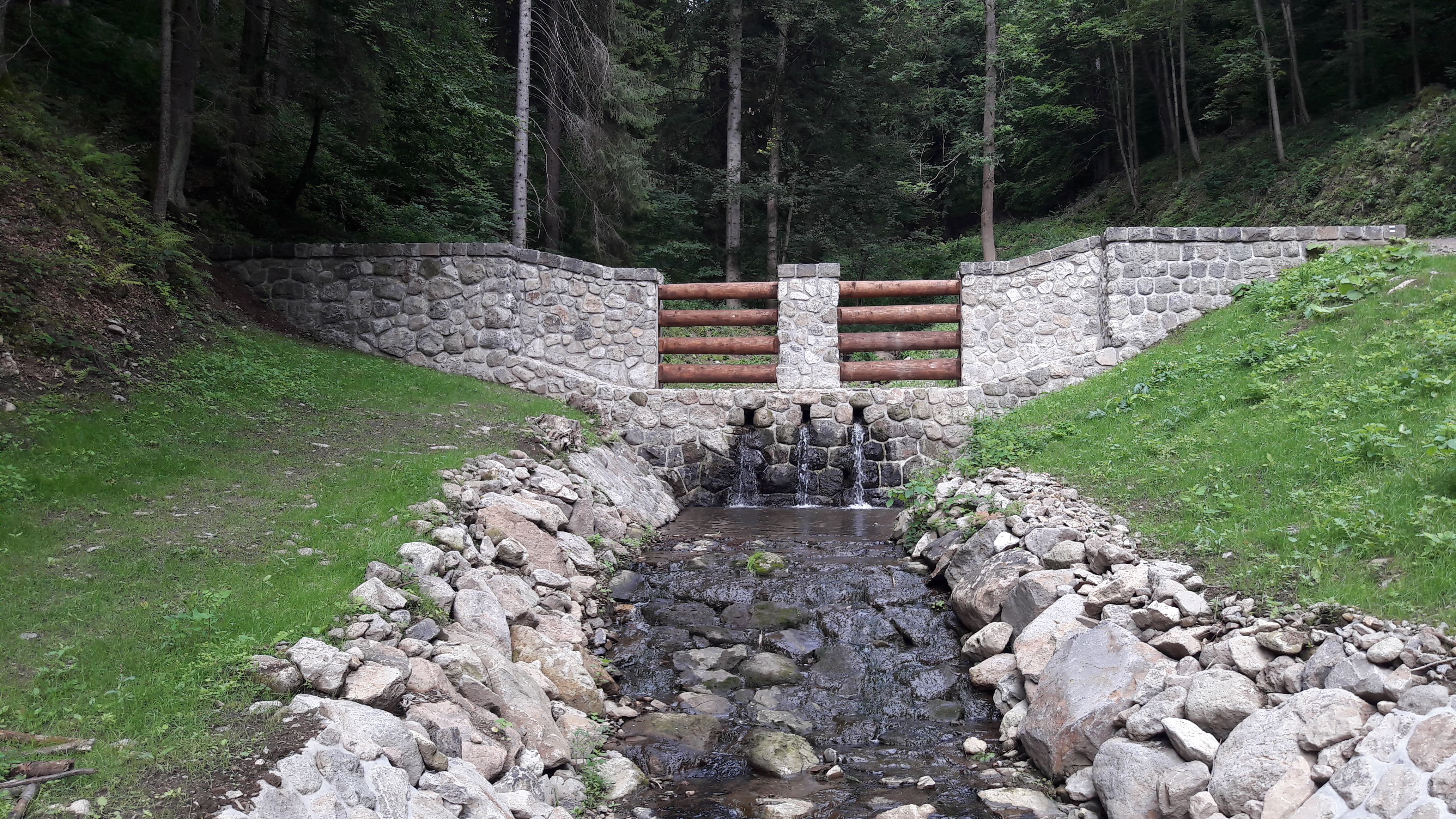 Protipovodňové opatrenia - rekonštrukcia prehrádzok v Krahuľskej doline - Ingegneria civile