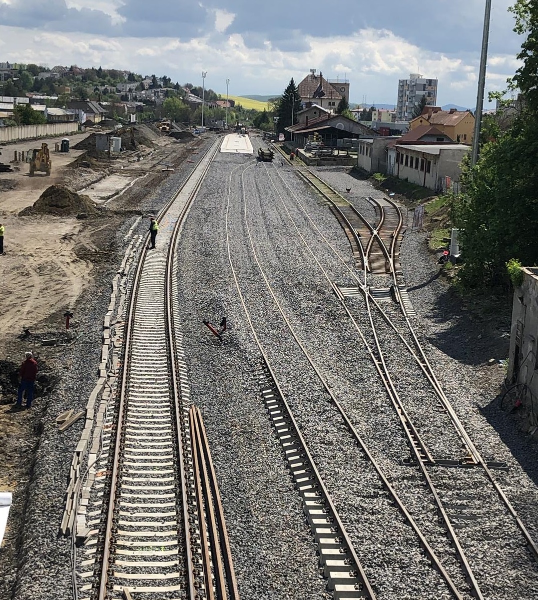 ŽST Rimavská Sobota, rekonštrukcia výhybiek  - Edilizia ferroviaria