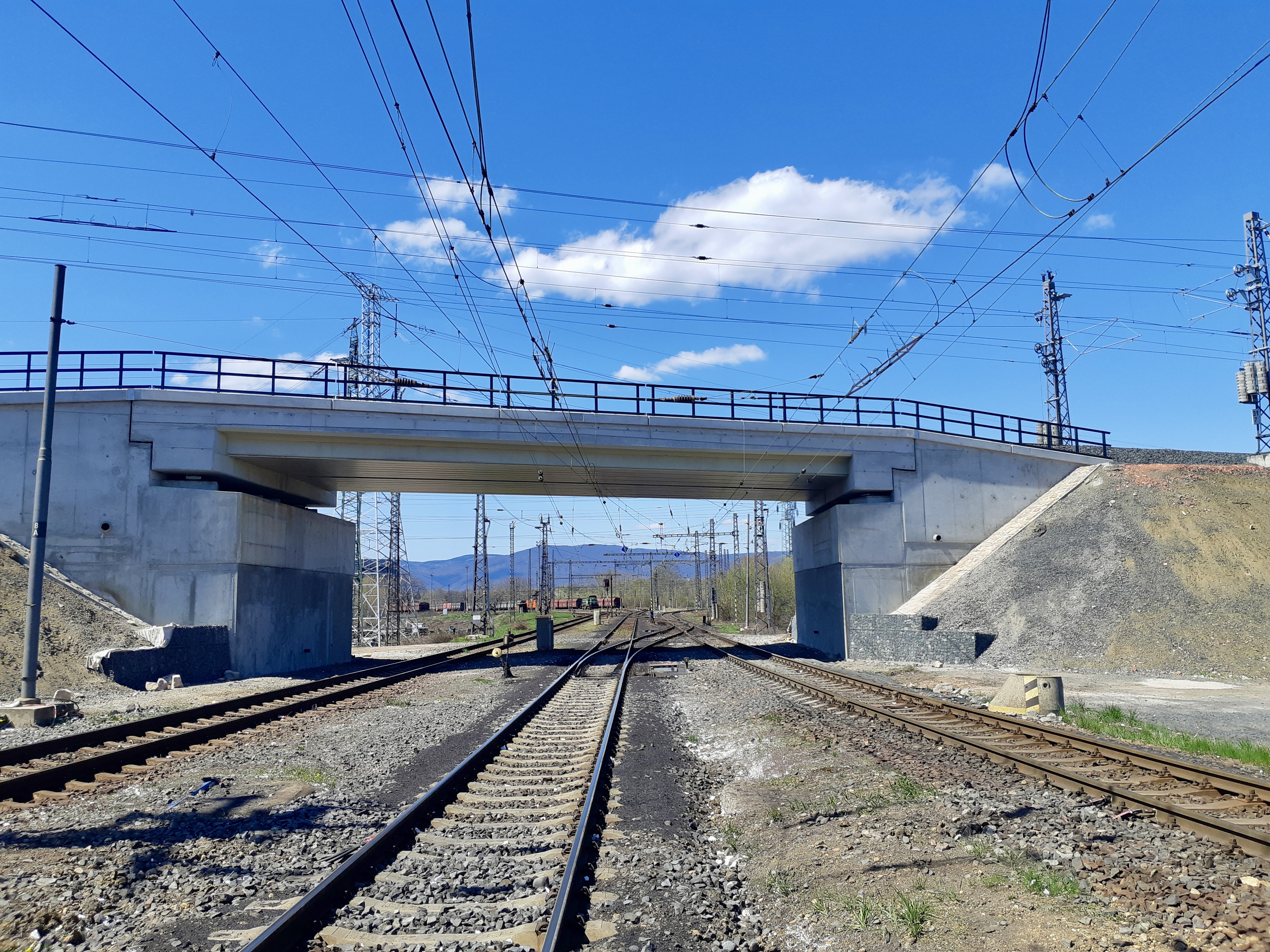 Zvýšení traťové rychlosti v úseku Oldřichov u Duchcova – Bílina – rekonstrukce mostu - Edilizia stradale e costruzione di ponti