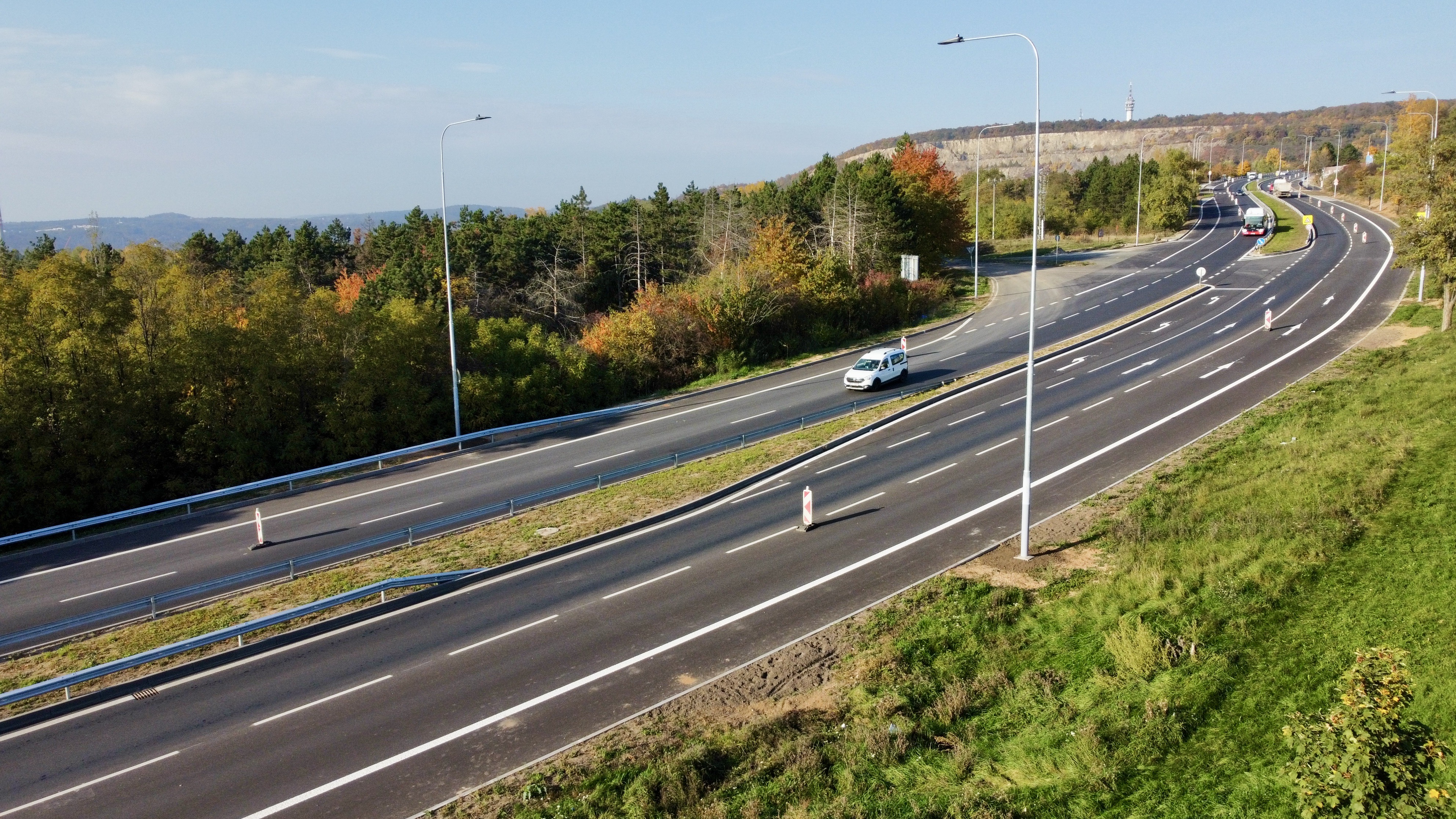 Brno – rekonstrukce ul. Jedovnická - Edilizia stradale e costruzione di ponti