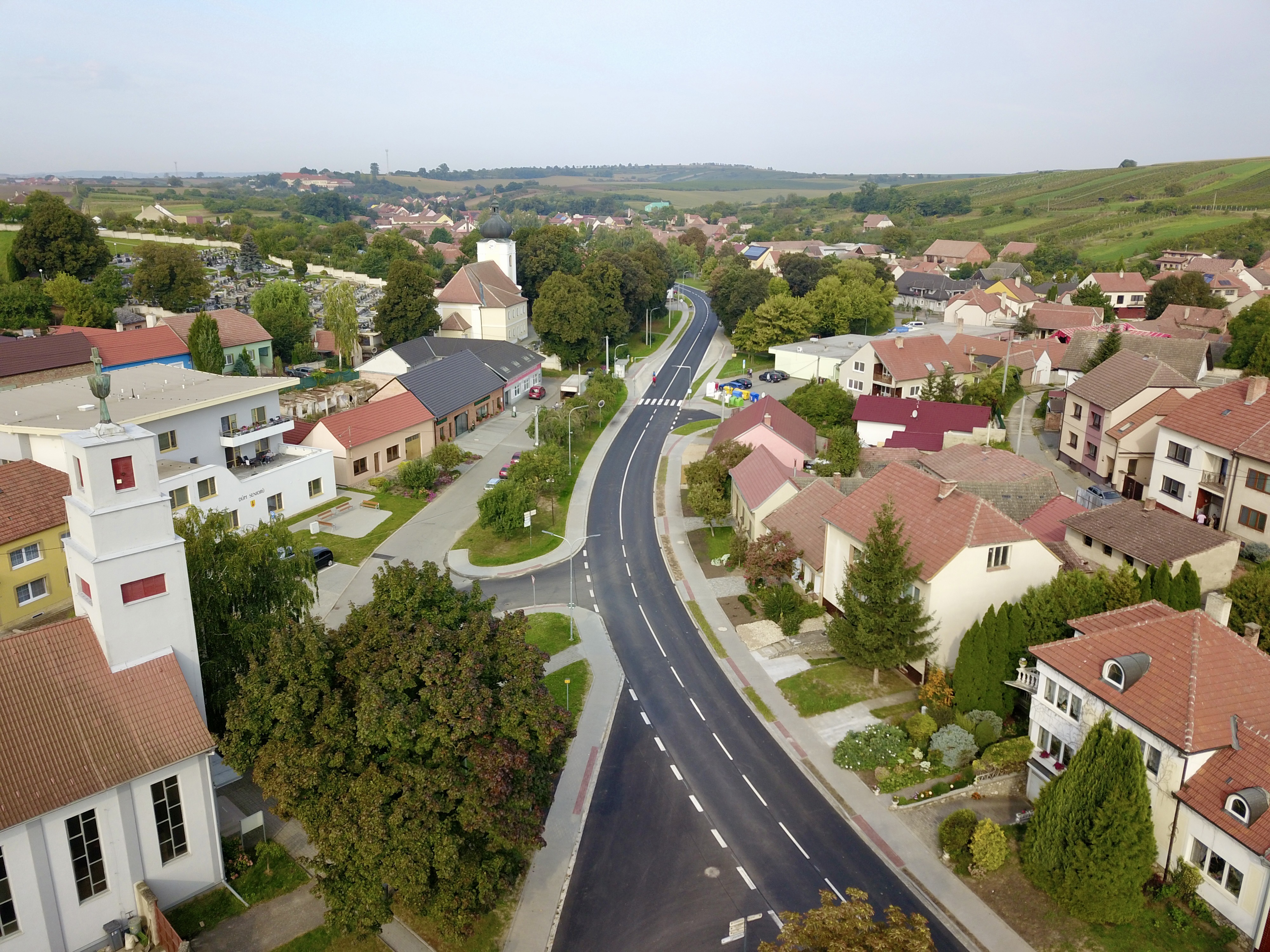 Silnice II/422 –  rekonstrukce úseku Svatobořice-Mistřín – křižovatka se silnicí II/380 - Edilizia stradale e costruzione di ponti