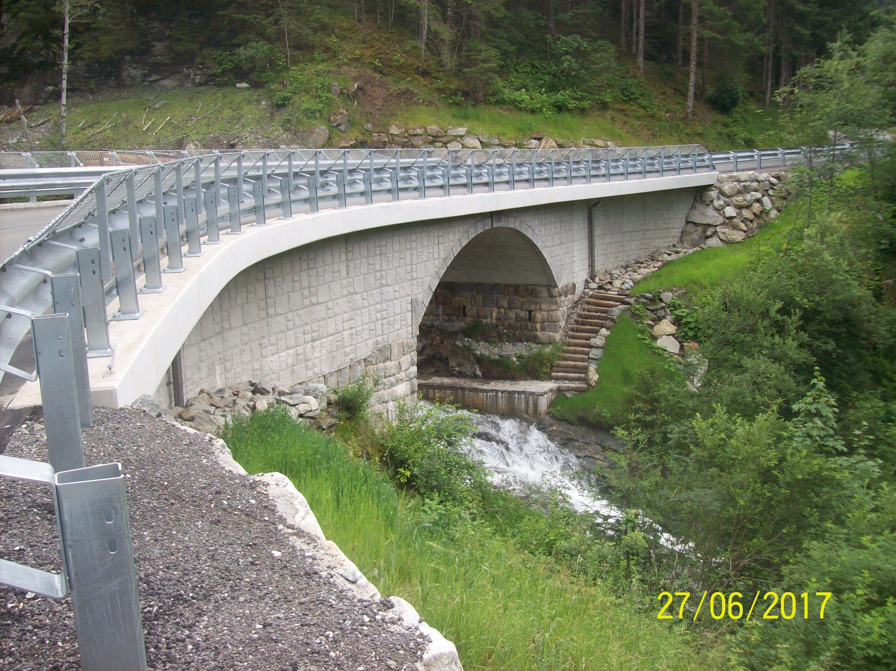 Schrabachbrücke auf der L264 Stubachtalstraße in Uttendorf - Edilizia stradale e costruzione di ponti