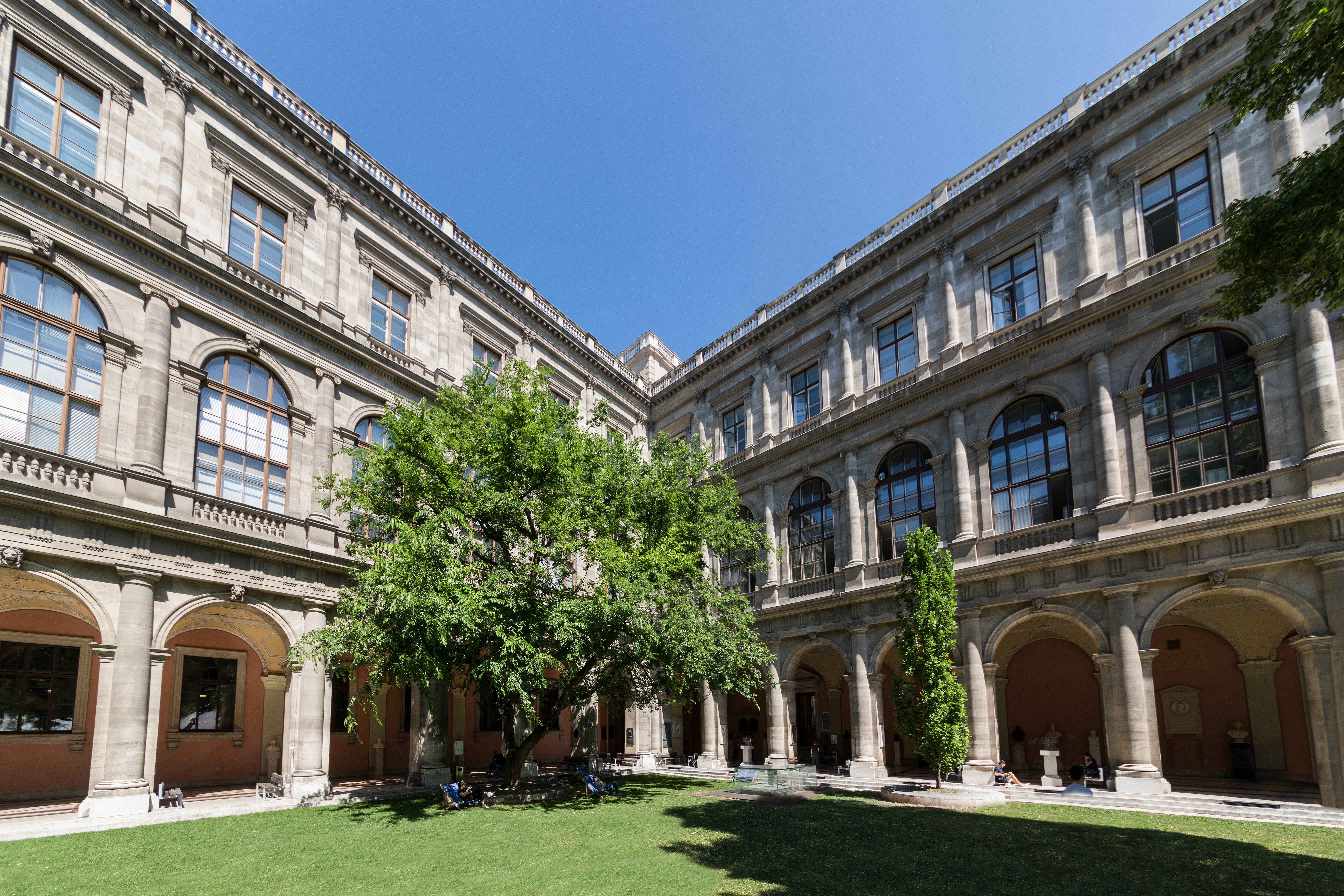 Universität Wien - Costruzione edilizia