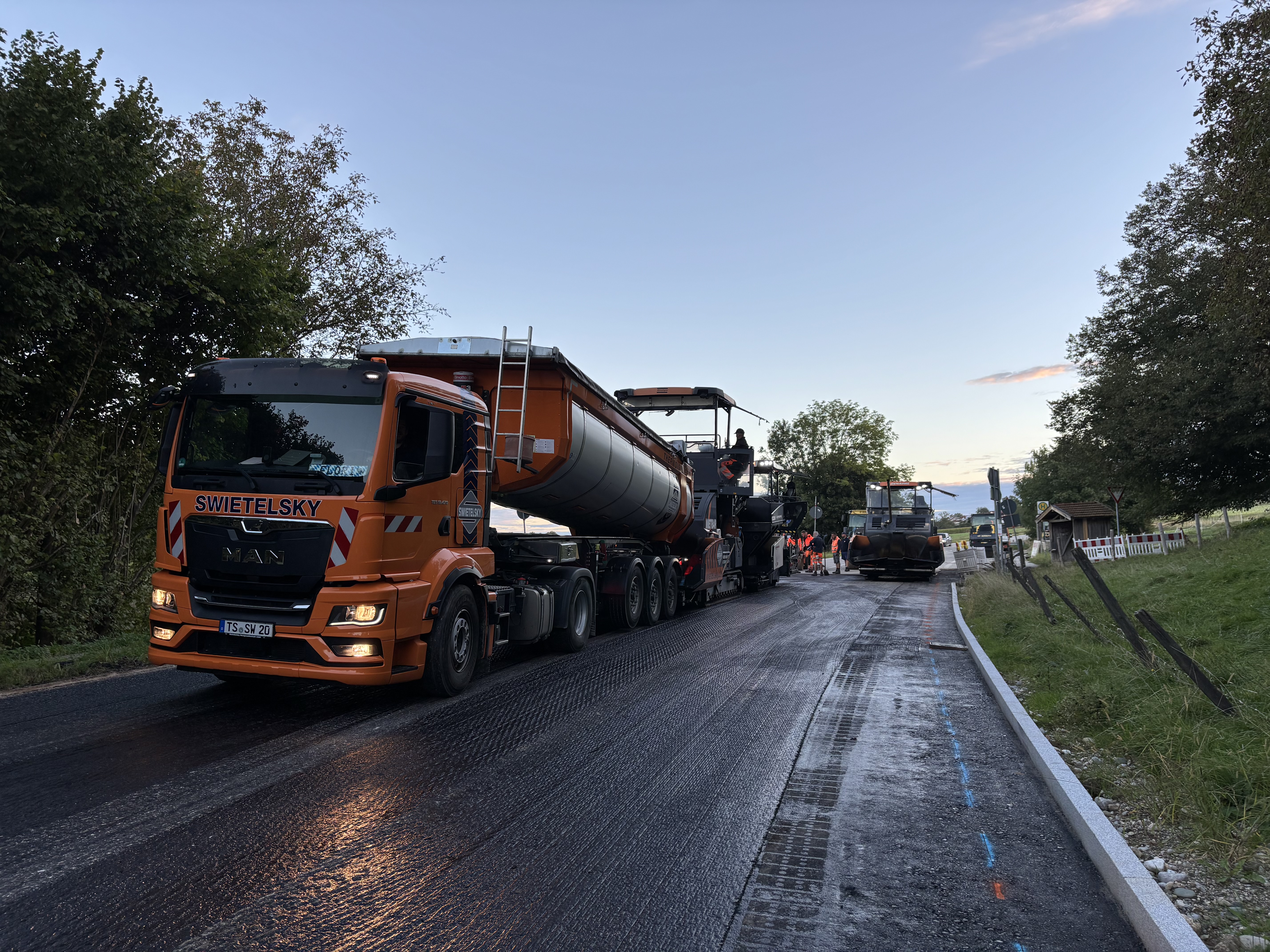 Projektfertigstellung: Kreisstraße BGL 3 am Abtsdorfer See - DE