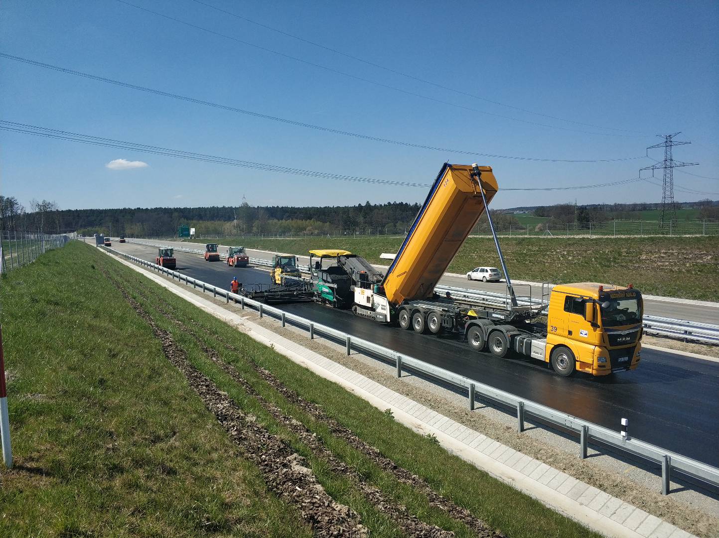 Dálnice D3 – výstavba úseku Bošilec–Ševětín - Edilizia stradale e costruzione di ponti