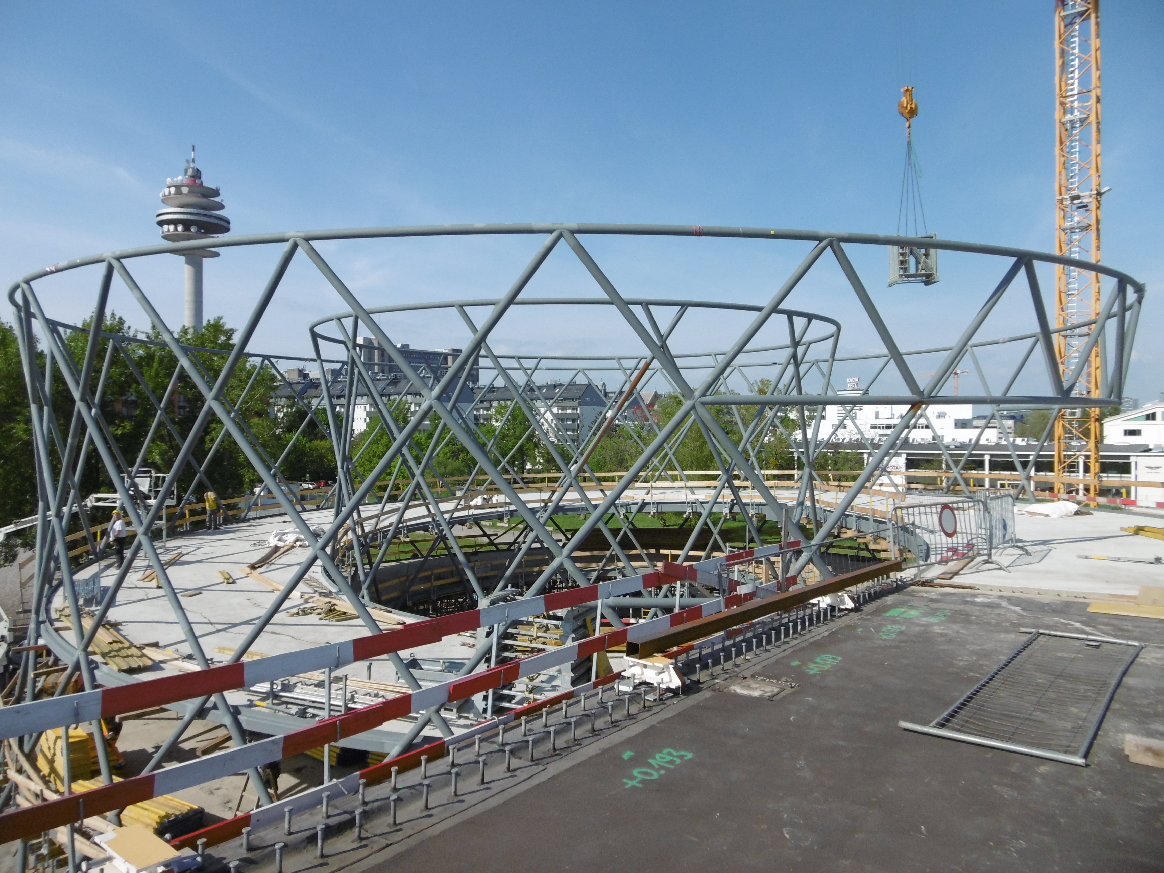Südbahnhofbrücke Rampe Nord & Wendel - Costruzione edilizia