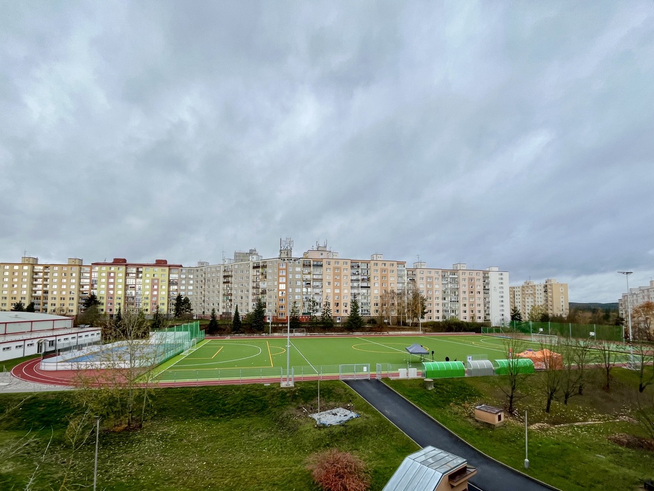 Rekonstrukce sportovního areálu ZŠ, ul. Kralovická, Plzeň - Competenze speciali