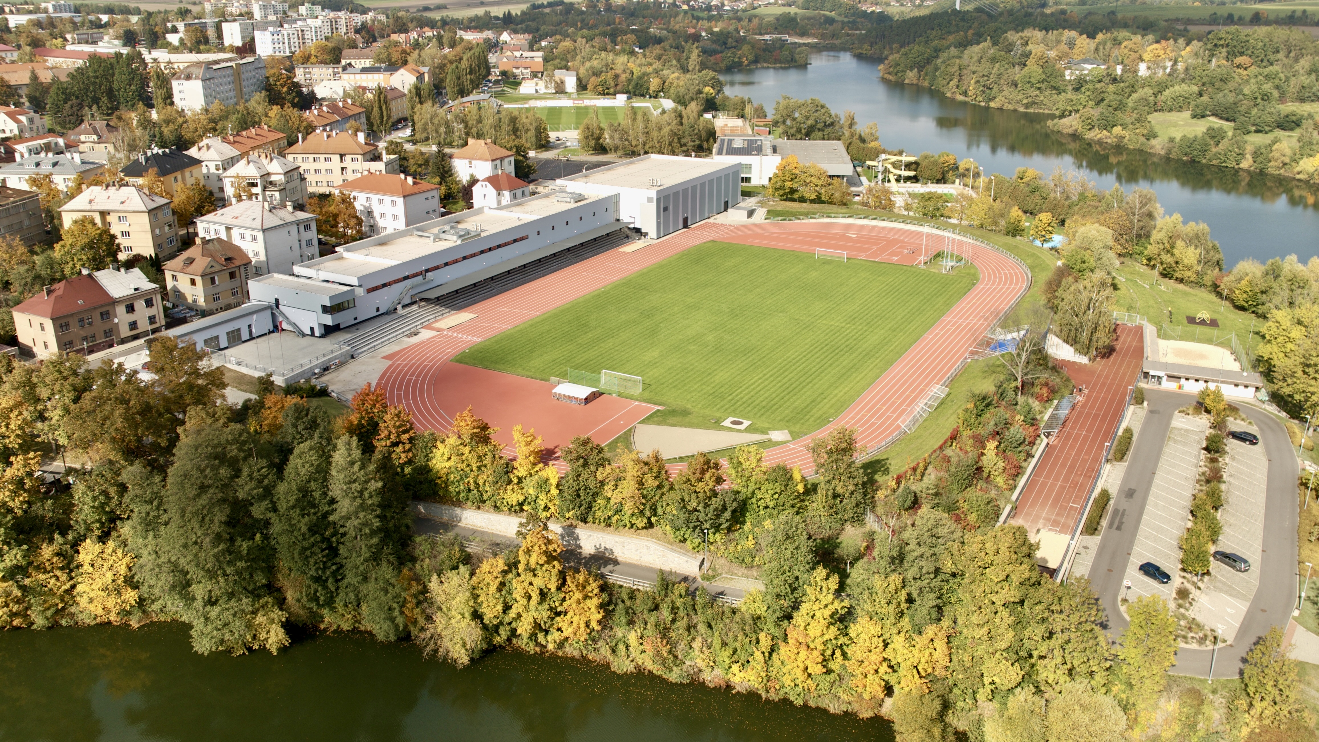 Tábor – retoping povrchů na Stadionu Míru - Competenze speciali