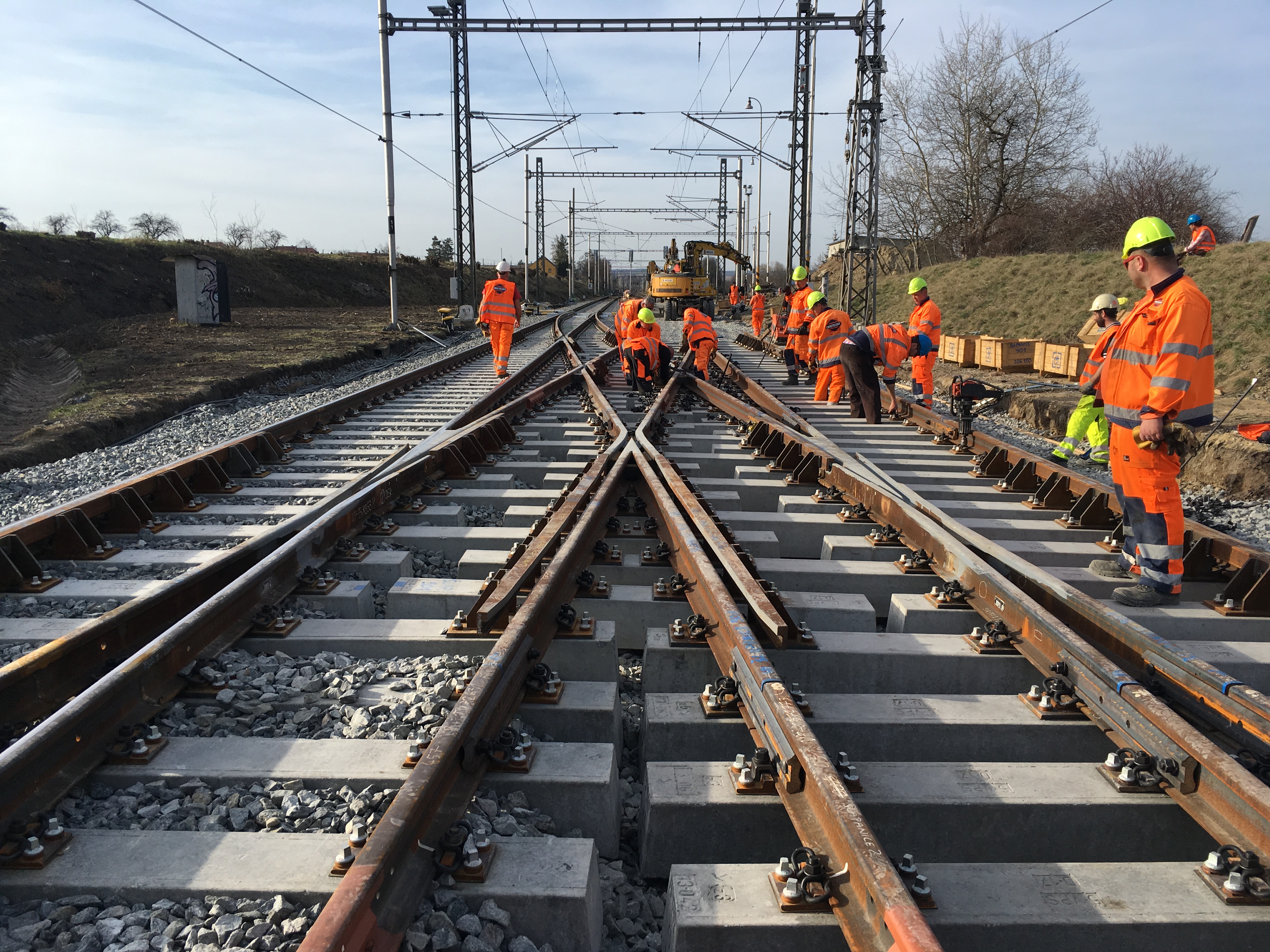 Zvýšení traťové rychlosti v úseku Brno-Slatina – Blažovice  - Edilizia ferroviaria