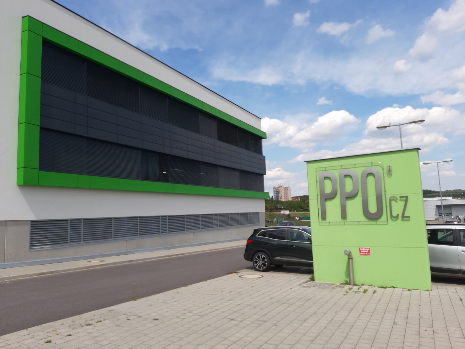 Znojmo – výrobní hala a vývojové centrum  PPO Group CZ - Costruzione edilizia