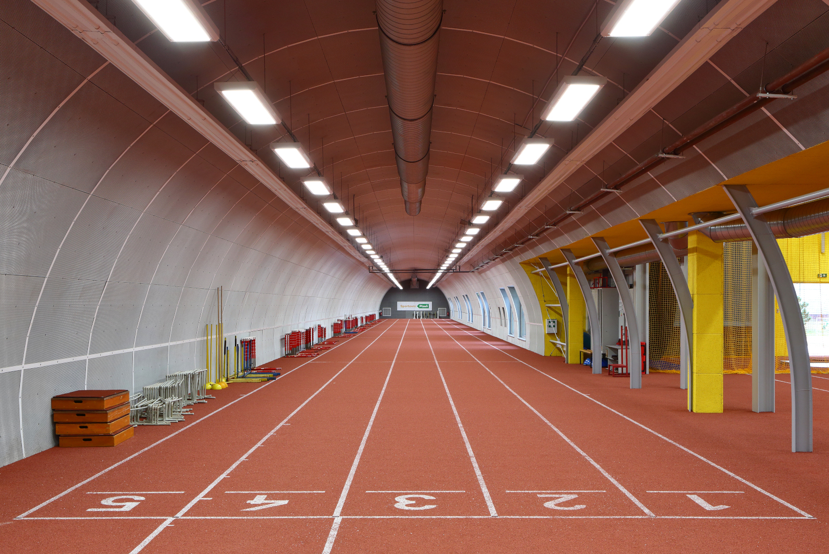 Plzeň, atletický stadion Skvrňany – rozšíření stávající rozcvičovny - Costruzione edilizia