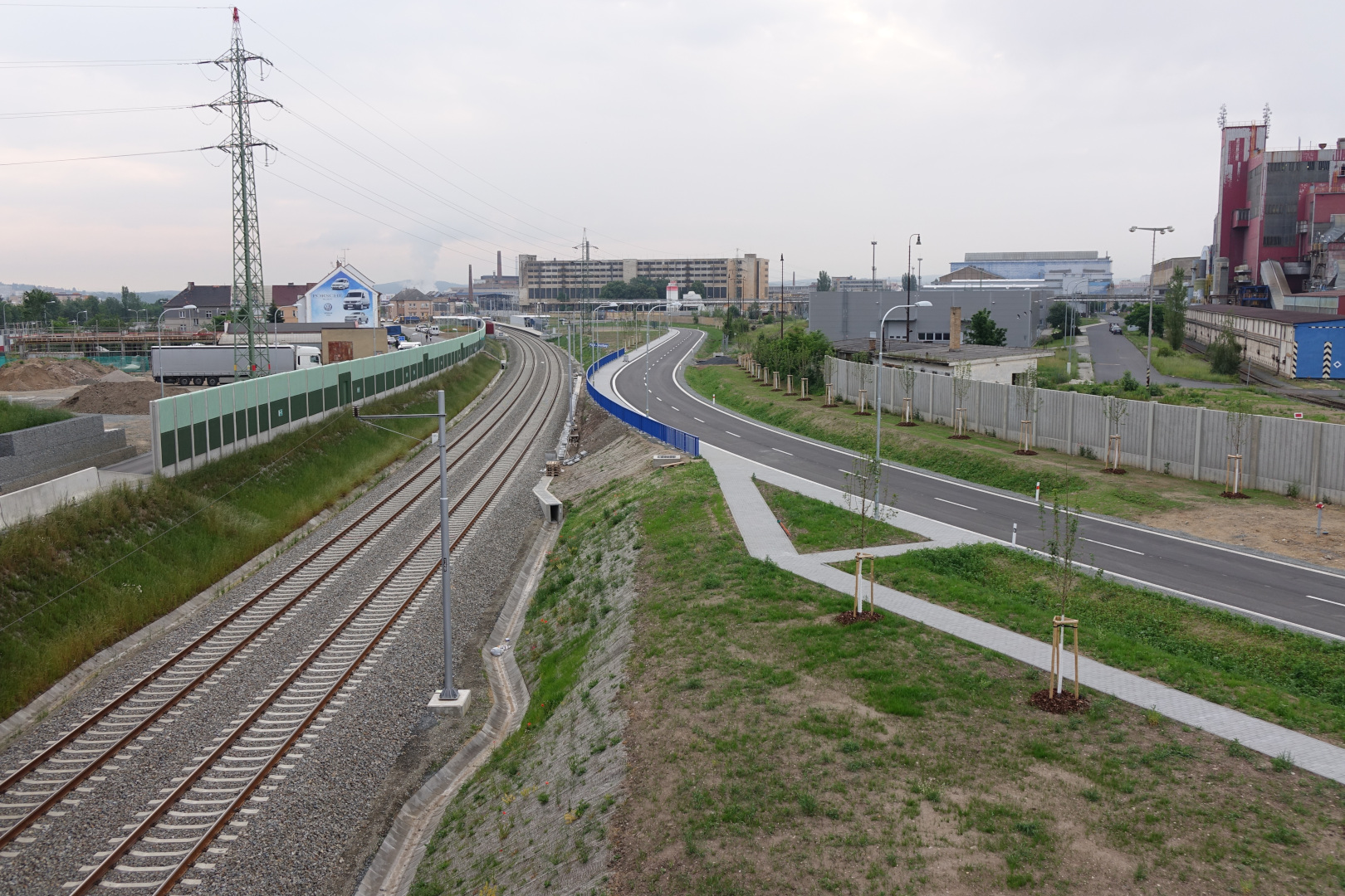 Uzel Plzeň, 3. stavba - přesmyk domažlické trati - Edilizia stradale e costruzione di ponti