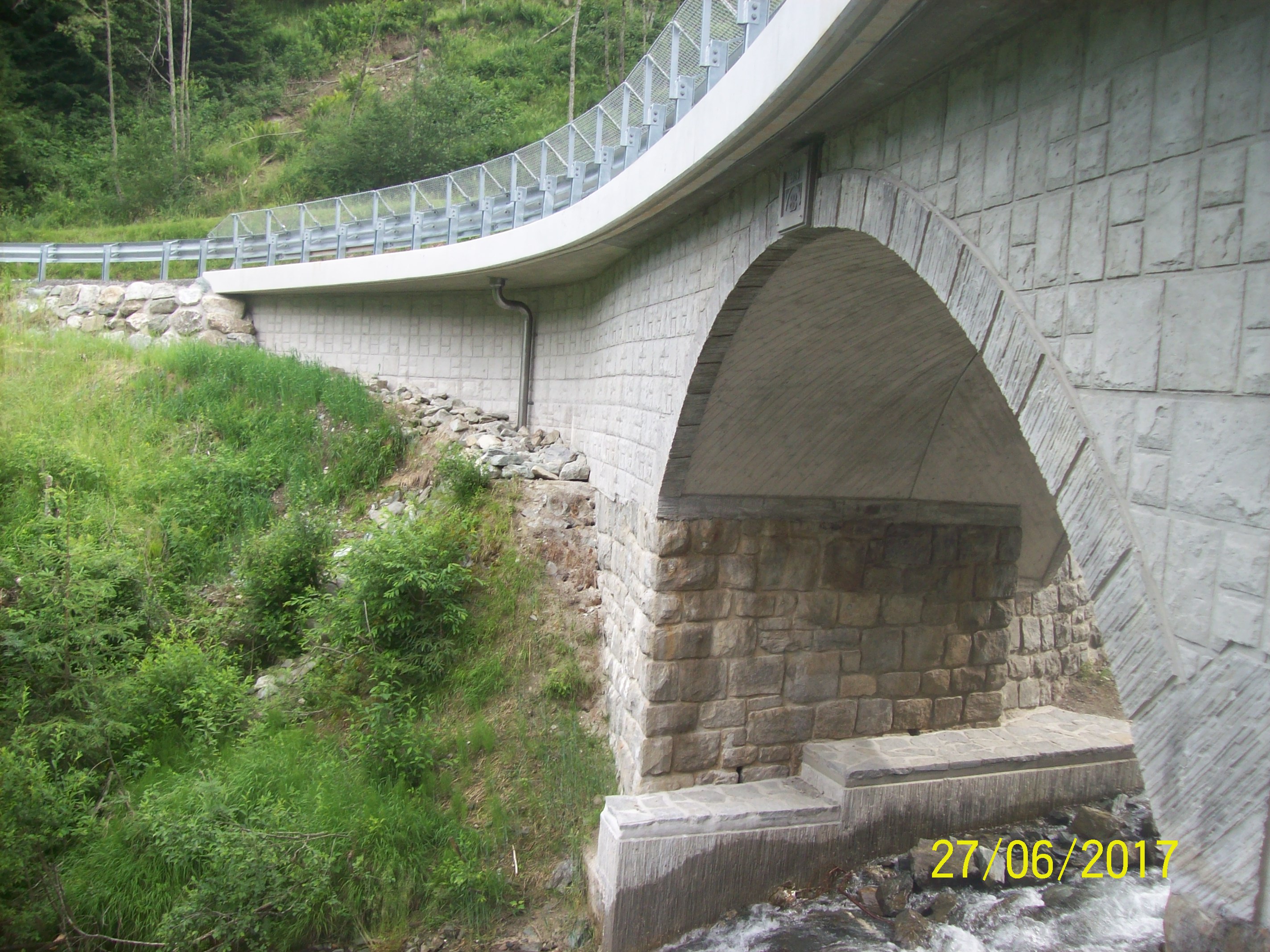 Schrabachbrücke auf der L264 Stubachtalstraße in Uttendorf - Edilizia stradale e costruzione di ponti