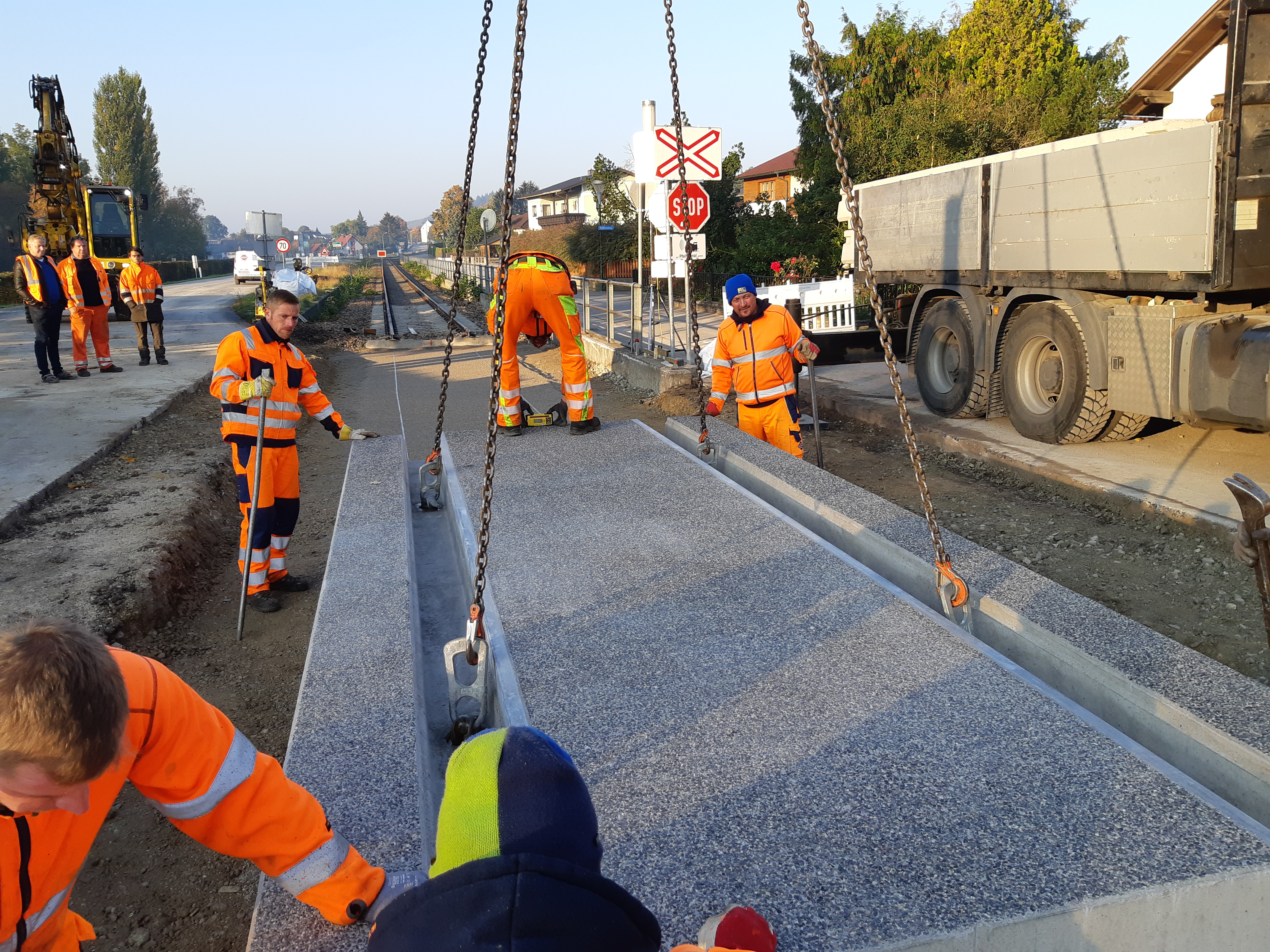 Erneuerung EK mit Gleistragplatten - Edilizia ferroviaria