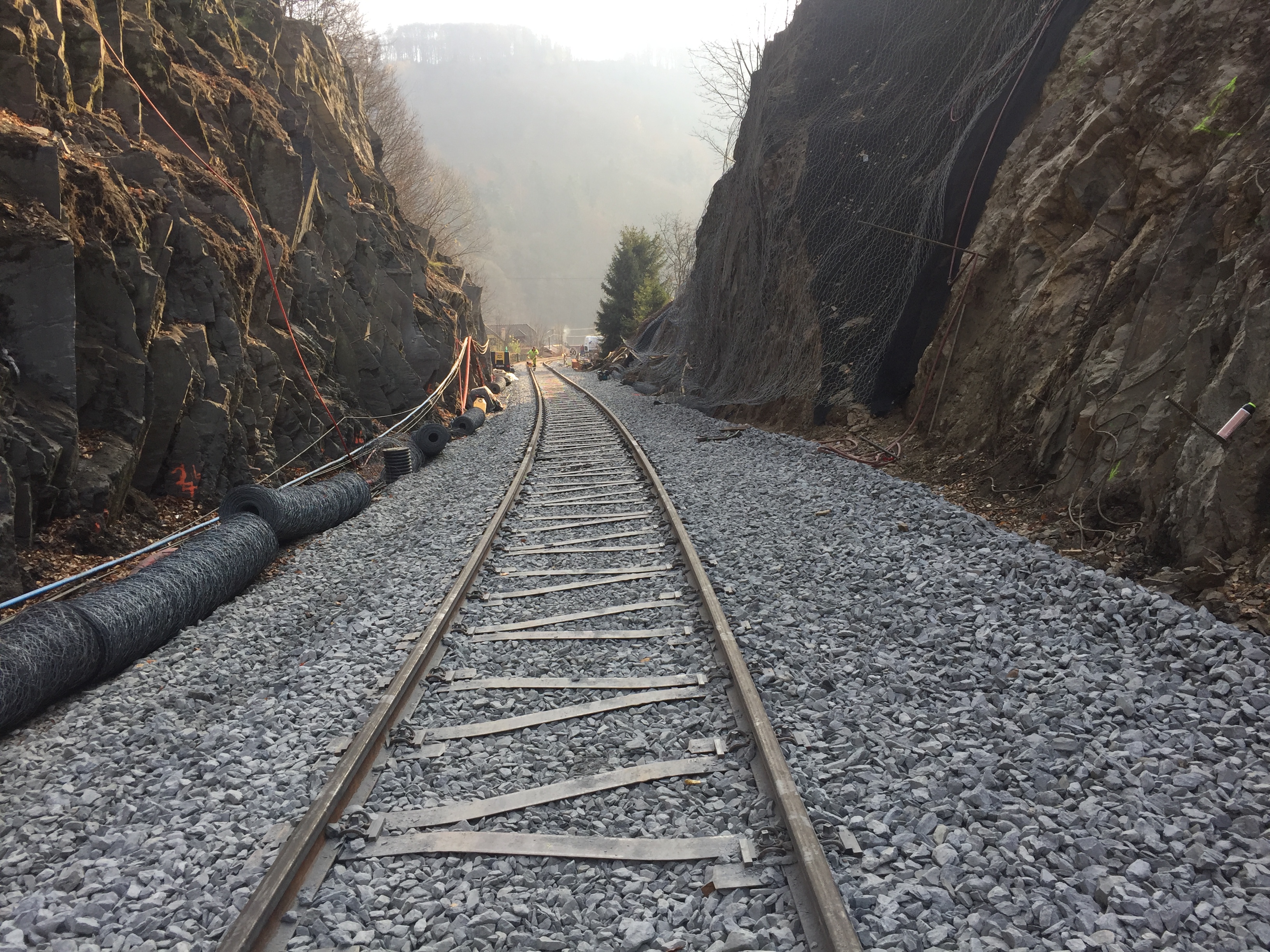 Sanace skalního zářezu Hrubá Voda – Domašov  - Edilizia ferroviaria