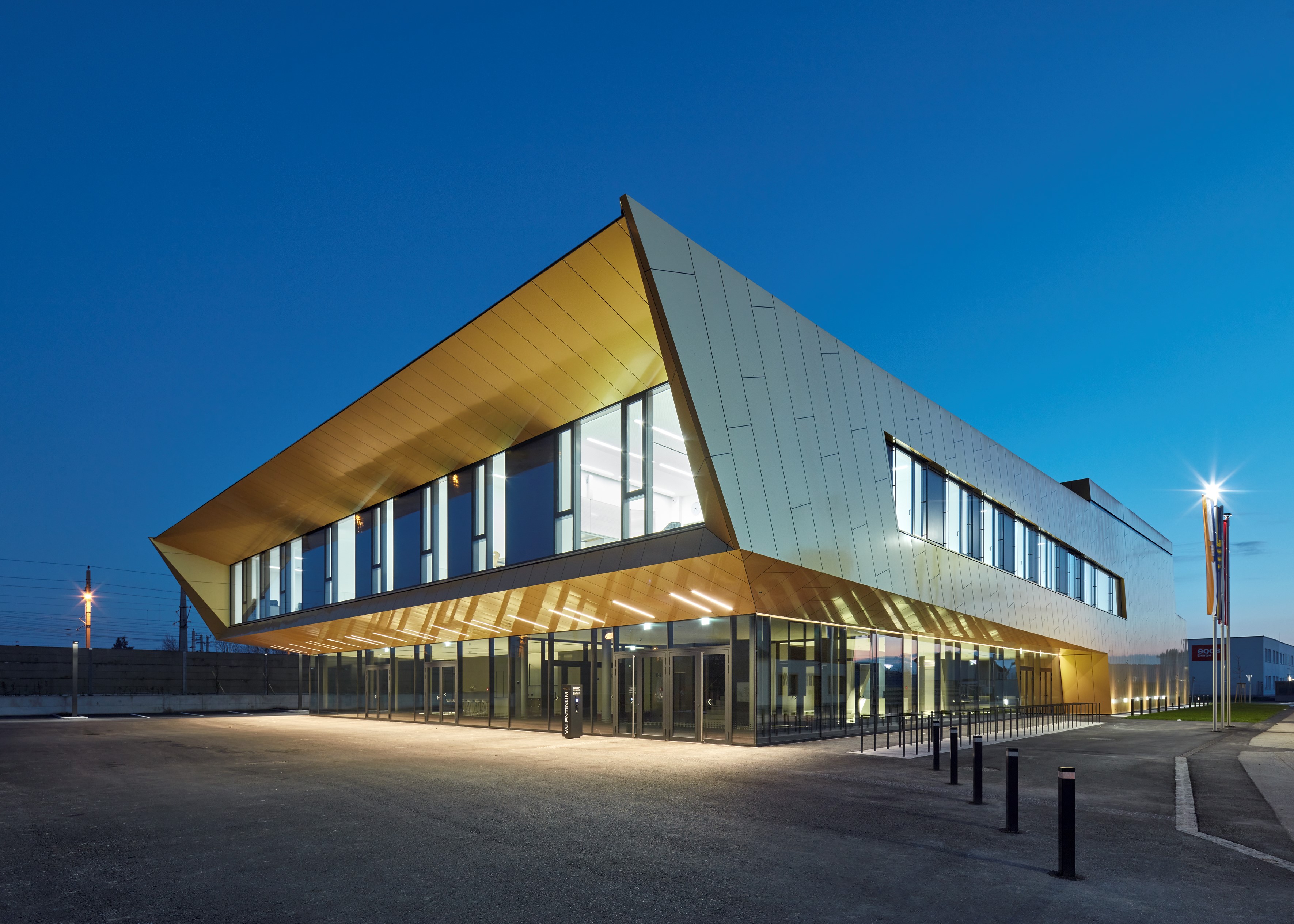 Veranstaltungszentrum St. Valentin - Costruzione edilizia