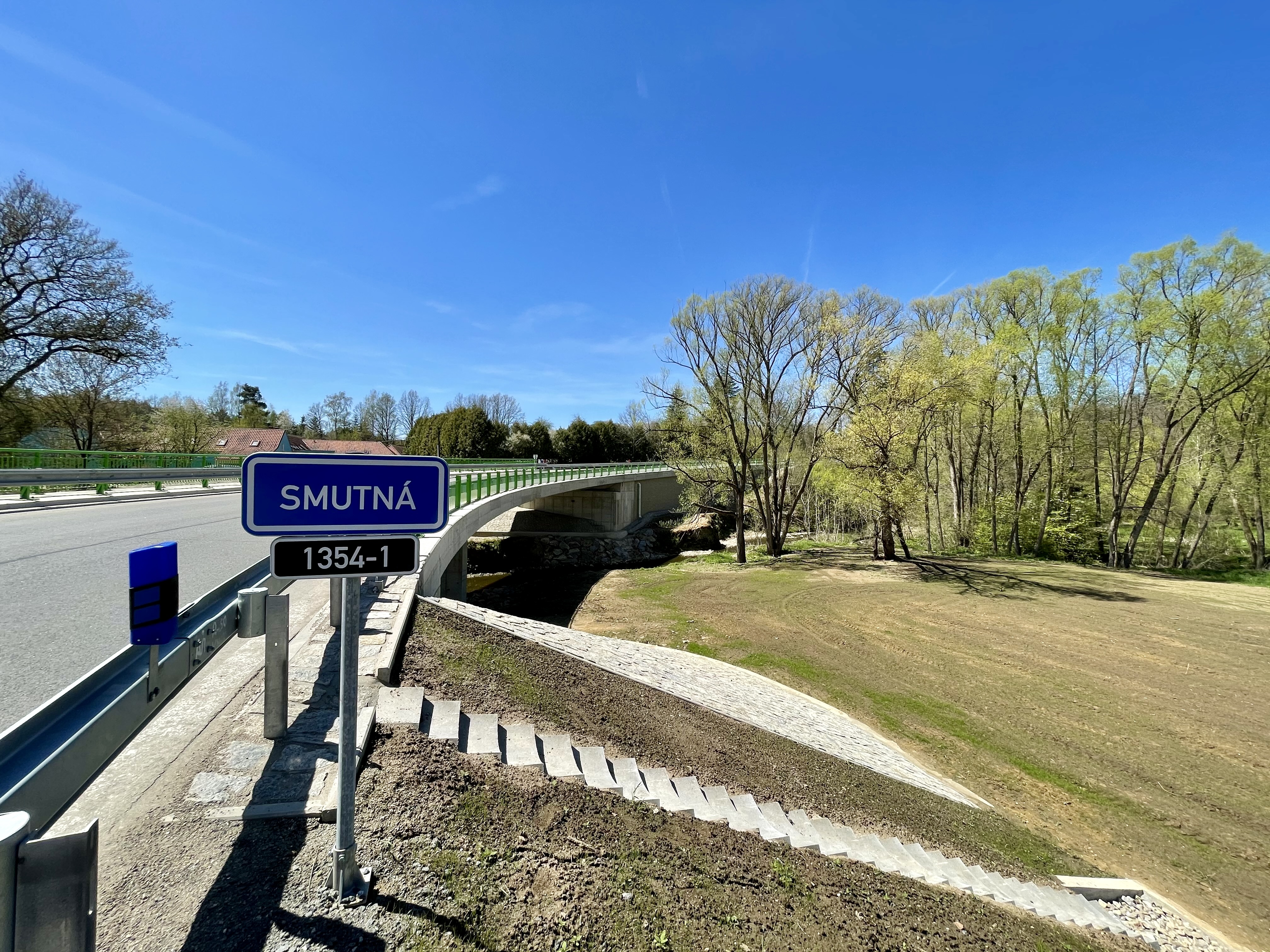 Silnice III/1354 – most přes říčku Smutná na úseku Bechyně–Radětice  - Edilizia stradale e costruzione di ponti